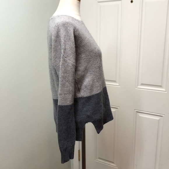 360 Wool Cashmere Colorblock Gray Sweater - Picture 3 of 9